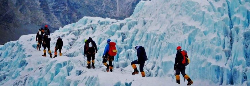 Things to carry for Winter Camping at High Altitudes